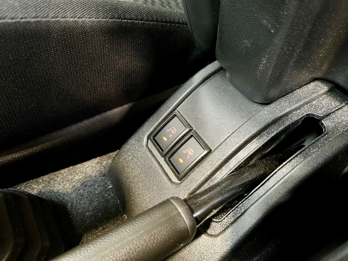 Suzuki Jimny II 1.5 VVT 102 Privilege AllGrip BVM5 1ère Main FR j