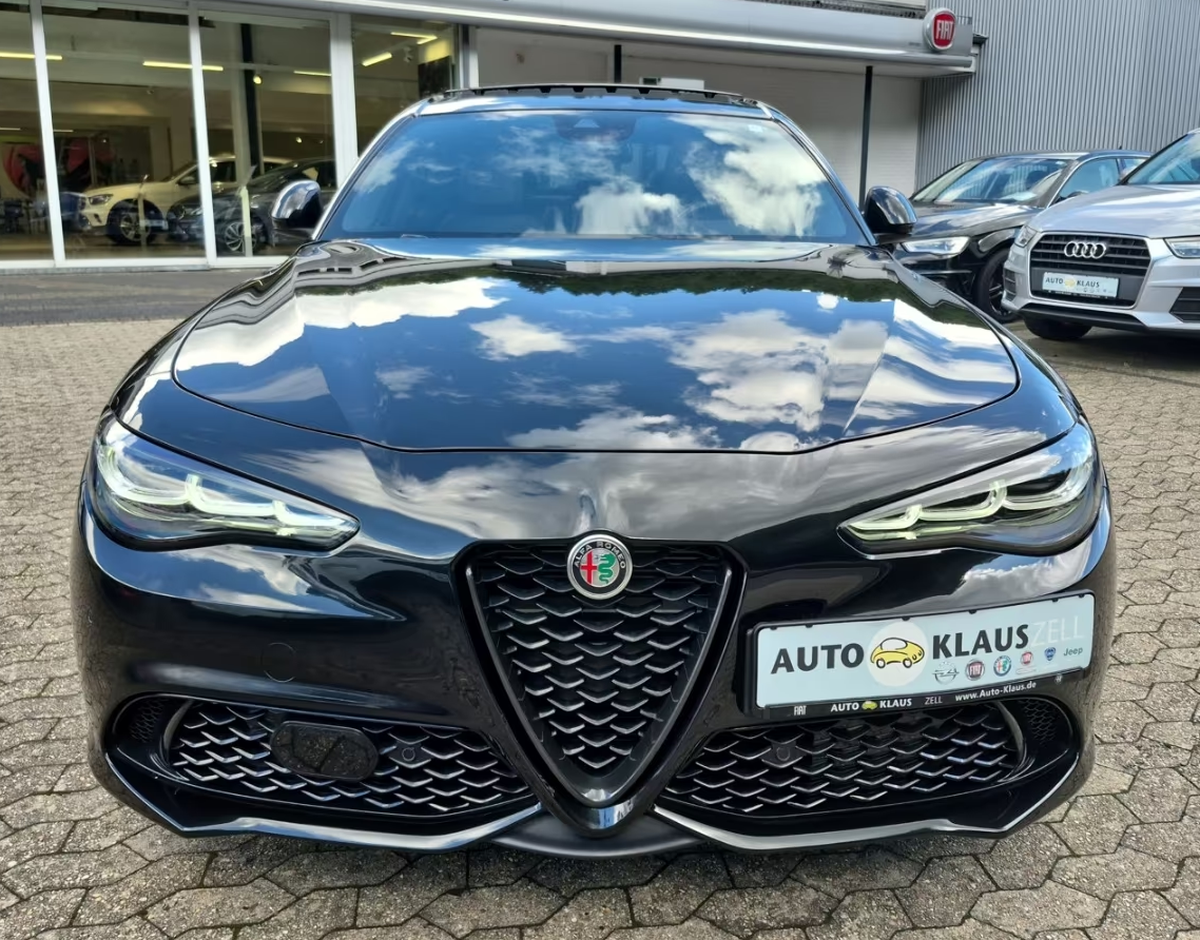 Alfa Romeo Giulia 2.0T 280ch Competizione Q4 AT8/Toit ouvrant/Harman-Kardon/Garantie 06/2028