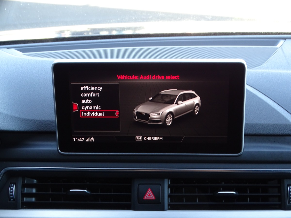 Audi A4 AVANT V (B9) 2.0 TDI 190ch QUATTRO S-LINE PLUS - CARPLAY / Toit Pano / Virtual  S-tronic 7