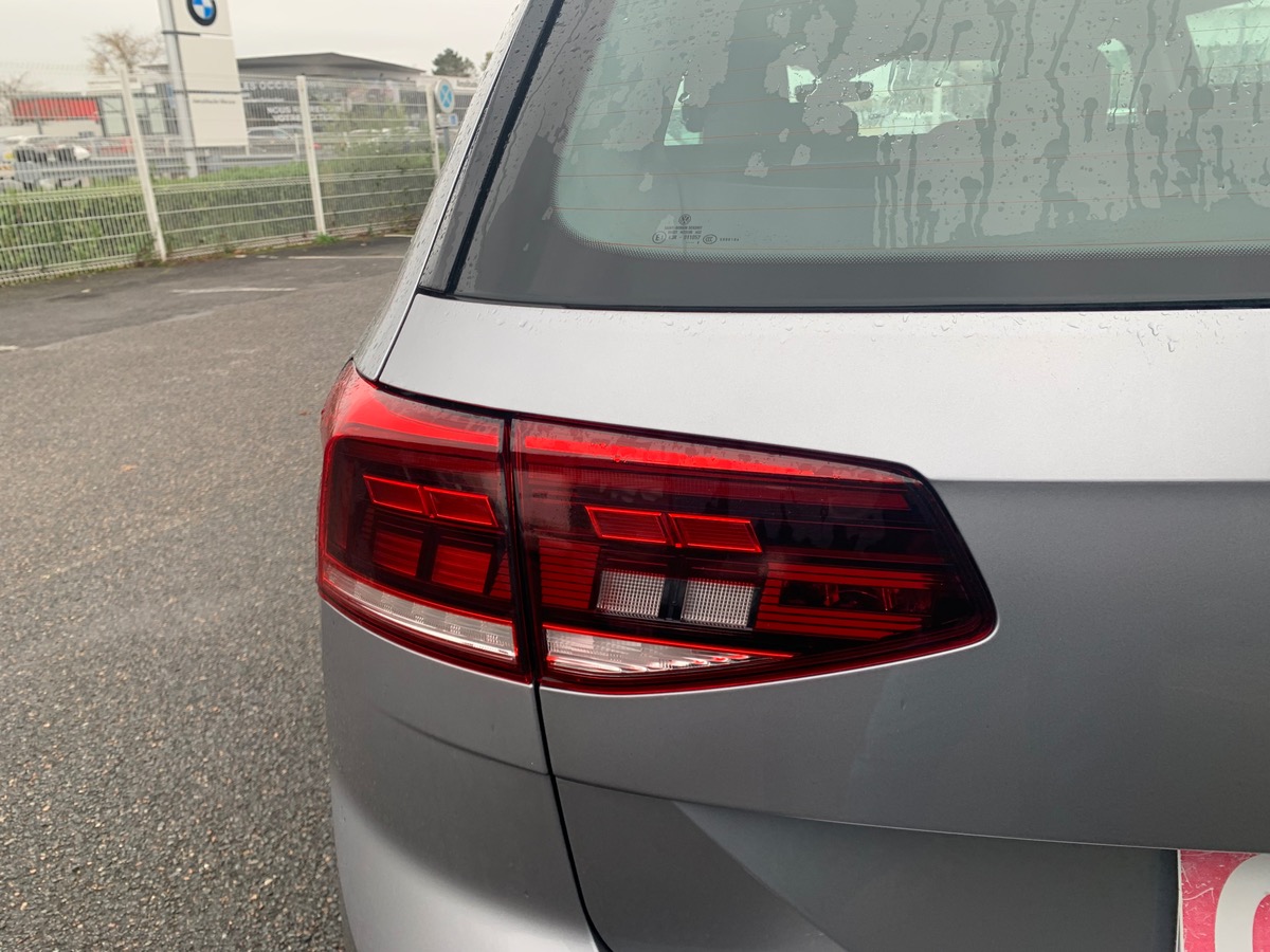 Volkswagen Passat 218 ch | GTE | Combiné instruments digital | Assistant Feu de Route