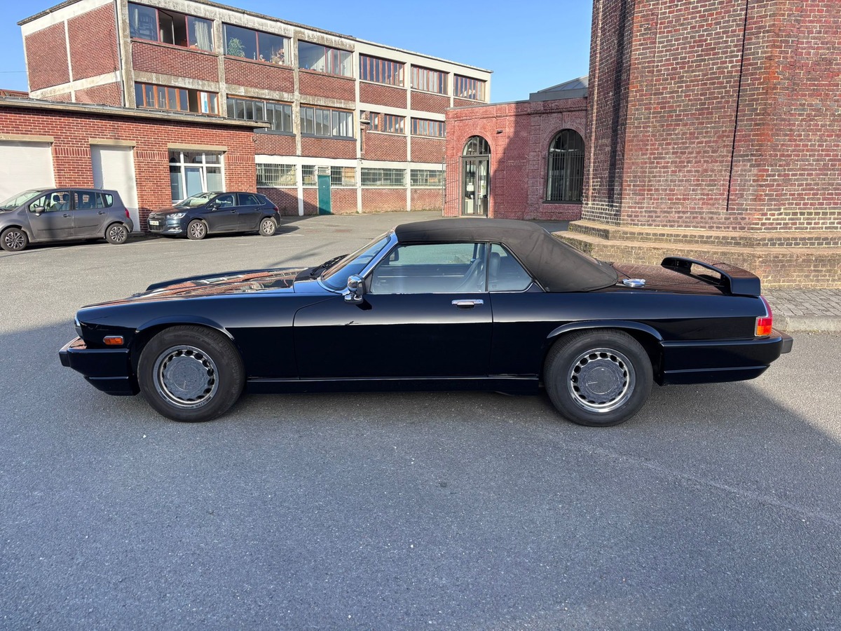 Jaguar XJS Cabriolet V12 289cv boite automatique