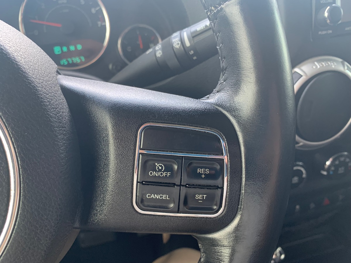 Jeep Wrangler Unlimited 284 ch | Equipé Ethanol | 5 Places | Climatisation | Radar | Climatisation