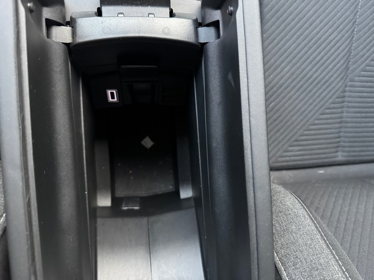 Peugeot 308 SW 130 ch | Active Pack | Capteur de pluie | Phares LED | Radar stationnement arriére