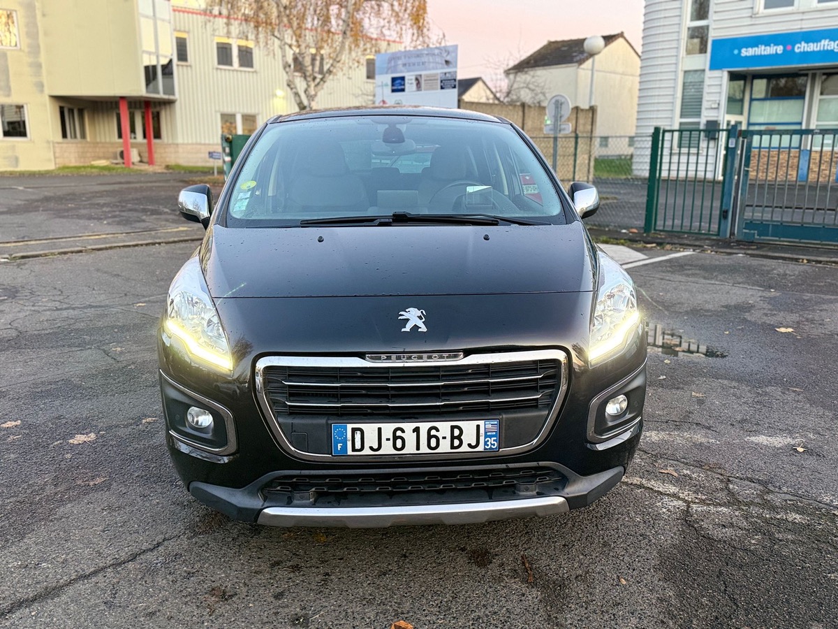 Peugeot 3008 1.6 HDI 115 CV 1er main allures en 4 Fois 