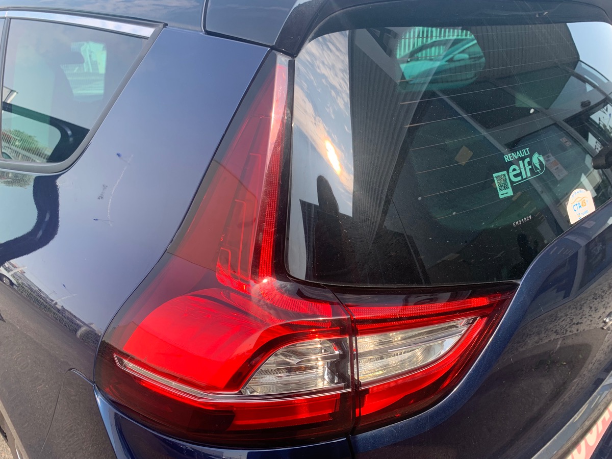 RENAULT Grand Scenic 110 | INTENS | 7 Places | Toit panoramique | Caméra recul | Régulateur vitesse