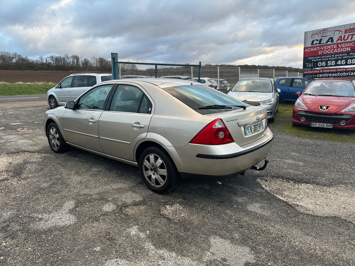 Ford Mondeo 2.0i 145cv 125150km d’origine 