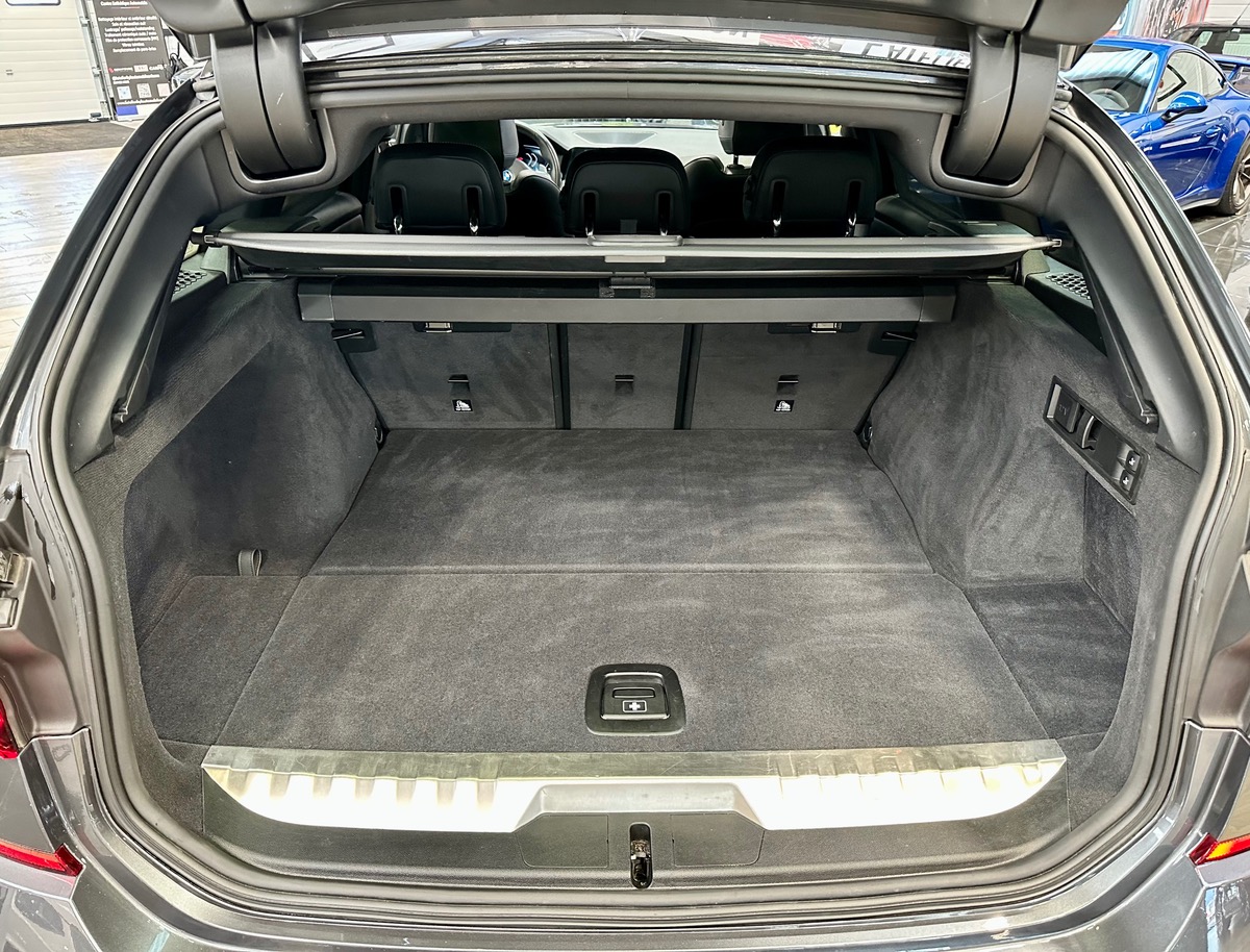 Bmw Série 3 Touring (G21) 2.0 330E 292 M Sport BVA8 TO / CAM / TVA i