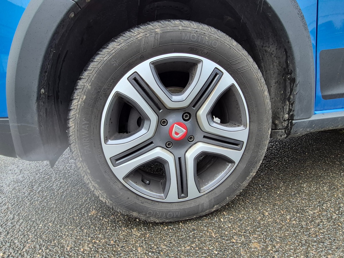 Dacia Sandero stepway 0.9 TCE 90 TECHROAD EASY-R