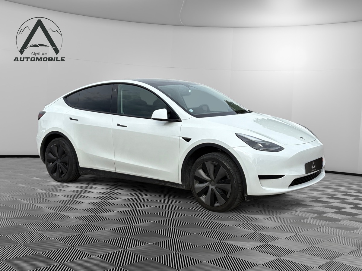 Tesla Model Y STANDARD RANGE 299CH