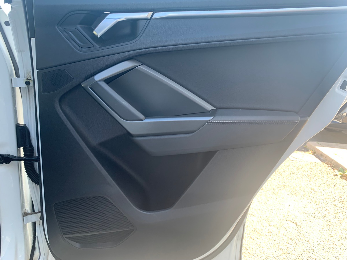 Audi Q3 150 ch | S line | Toit ouvrant | Caméra de recul | Apple car play | Attelage | Régulateur