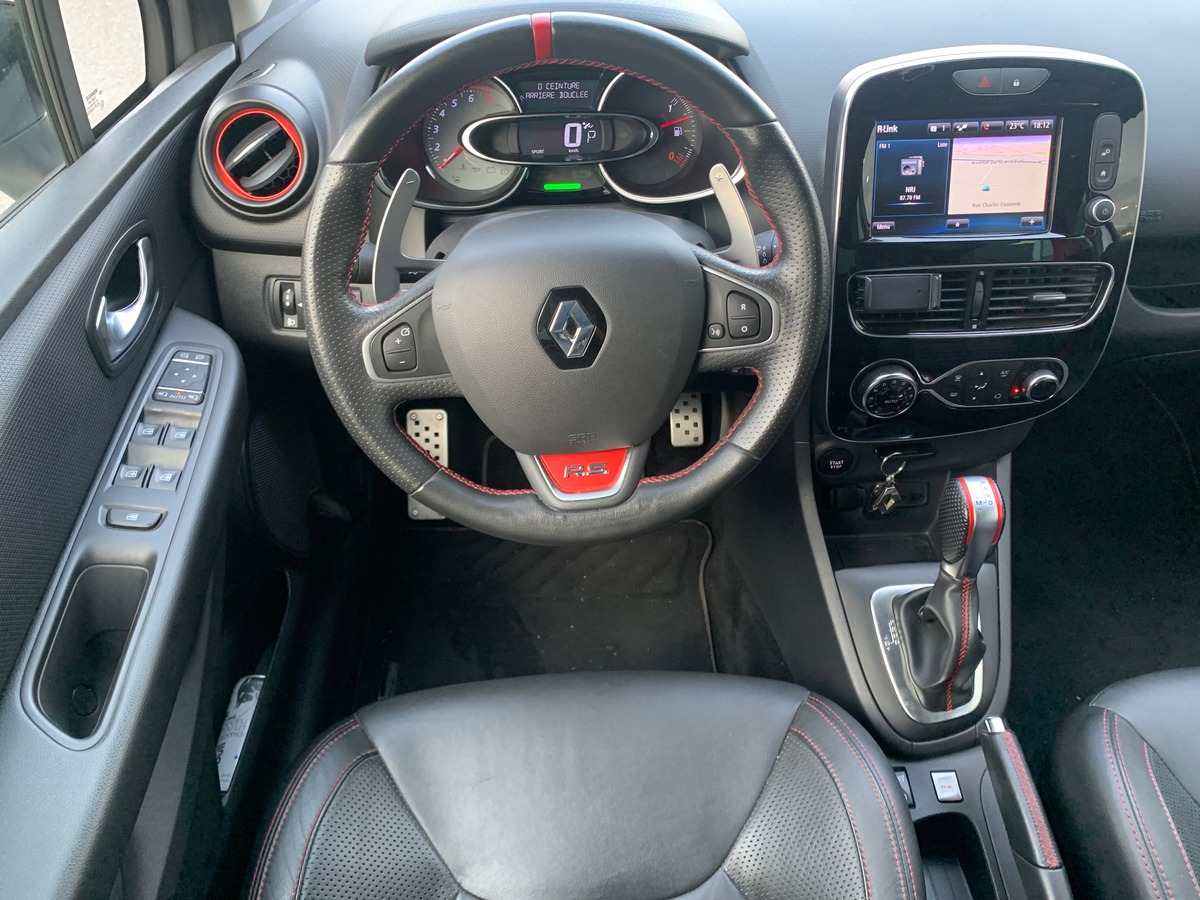RENAULT Clio IV RS TROPHY | Caméra de recul | Stage 1 | Régulateur | GPS | Echappement Akrapovic