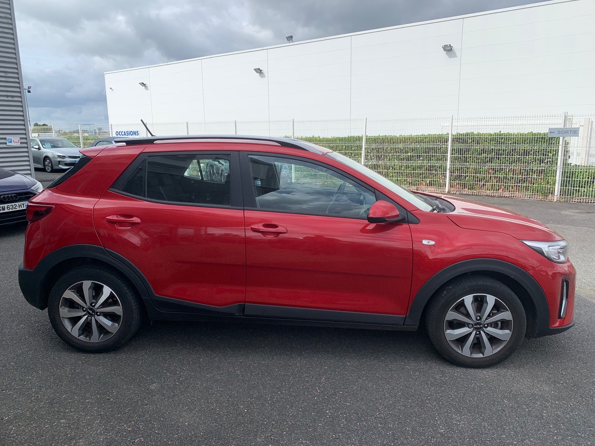 Kia Stonic 120 ch | Active | Caméra recul | Apple Car Play | Entretiens et Garantie constructeur