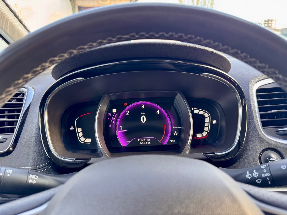 RENAULT Espace V dCi 160 CV Energy Twin Turbo Initiale Paris