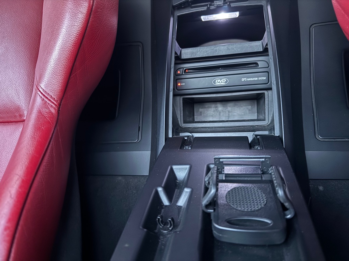 Bmw Z4 3.0si 265 ch | GPS | Volant et pommeau de vitesse M | Jantes 18'' | Climatisation | Cuir