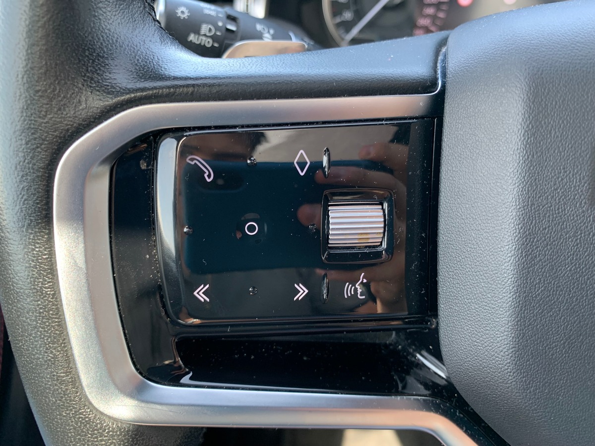 Land-Rover Discovery Sport L550 | P300e | PHEV | Toit panoramique | Caméra recul | Apple car play