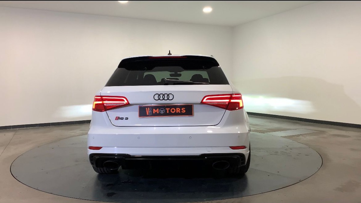 Audi RS3 2.5 TFSI 400ch quattro S tronic 7