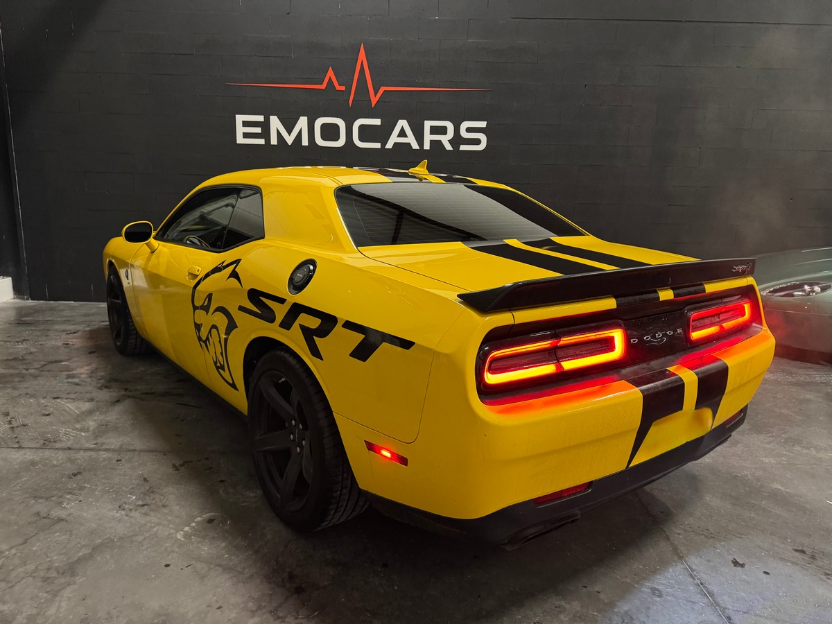 Dodge CHALLENGER SRT HELLCAT 6.2L 707 1ERE MAIN ORIGINE FRANCE