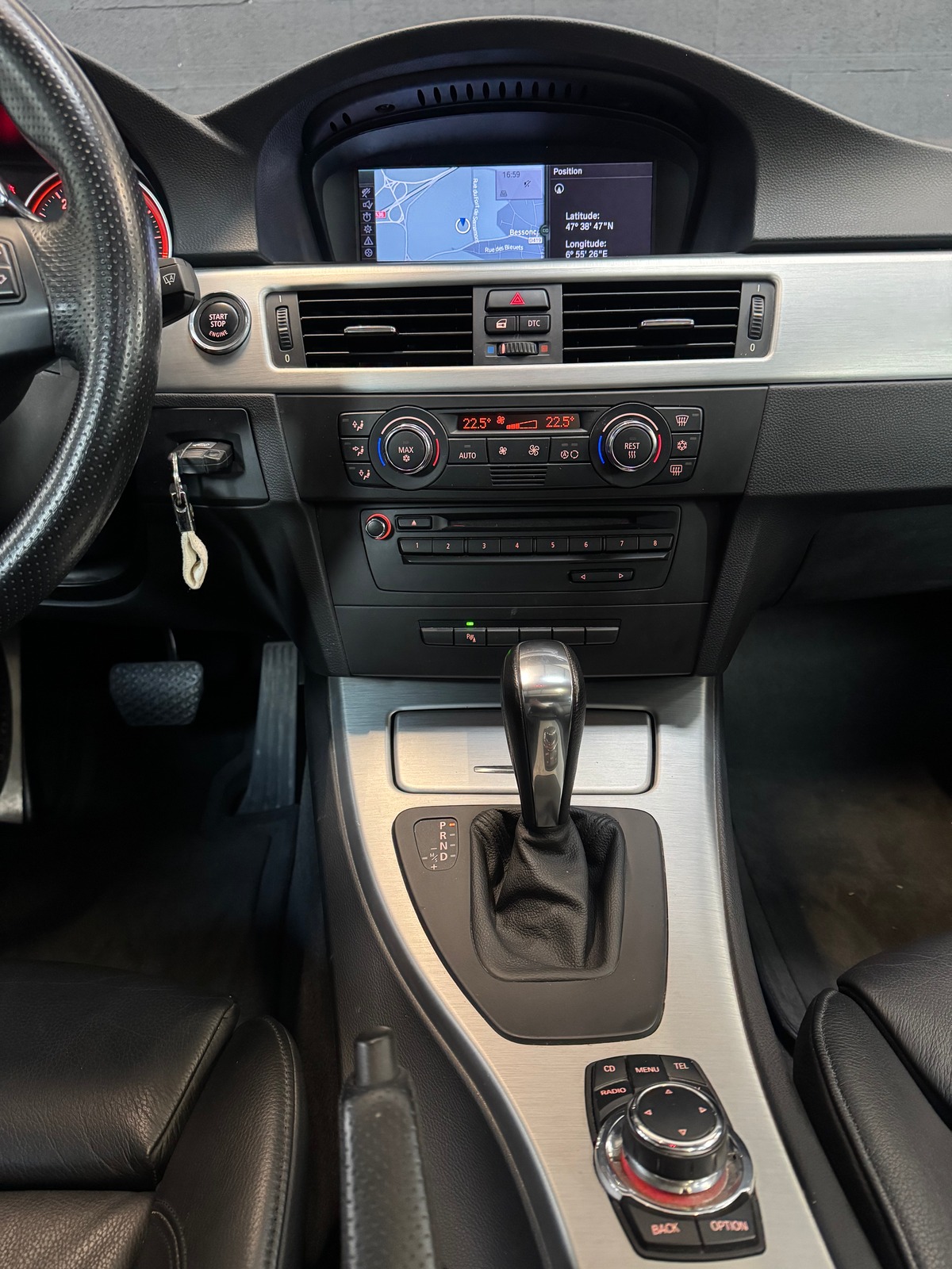 Bmw Série 3 E92 335 DA 286 SPORT DESIGN PACK M