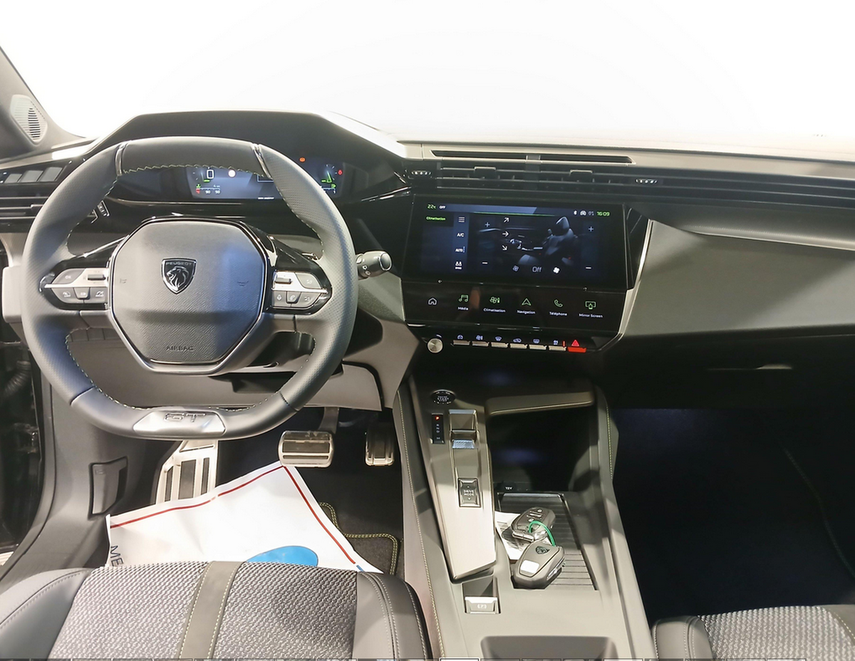Peugeot 308 BlueHDi 130 ch S S EAT8 | GT | Mirror Screen | Plusieurs coloris dispo | Dernier en Noir