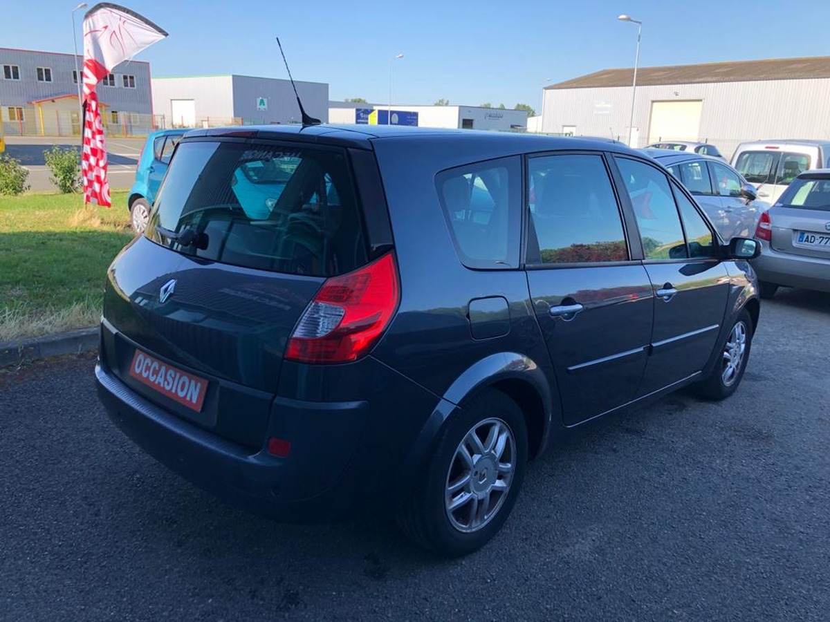 RENAULT Grand Scenic 1.9 dci 130 ch exception 7 pl