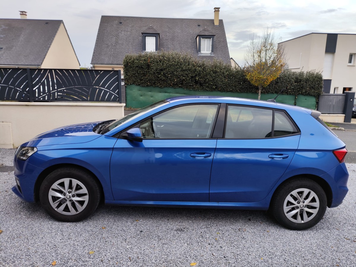 Skoda Fabia 110 ch | AMBITION | DSG7 | Radar de stationnement AR | Clim manuelle | Jantes Alu.