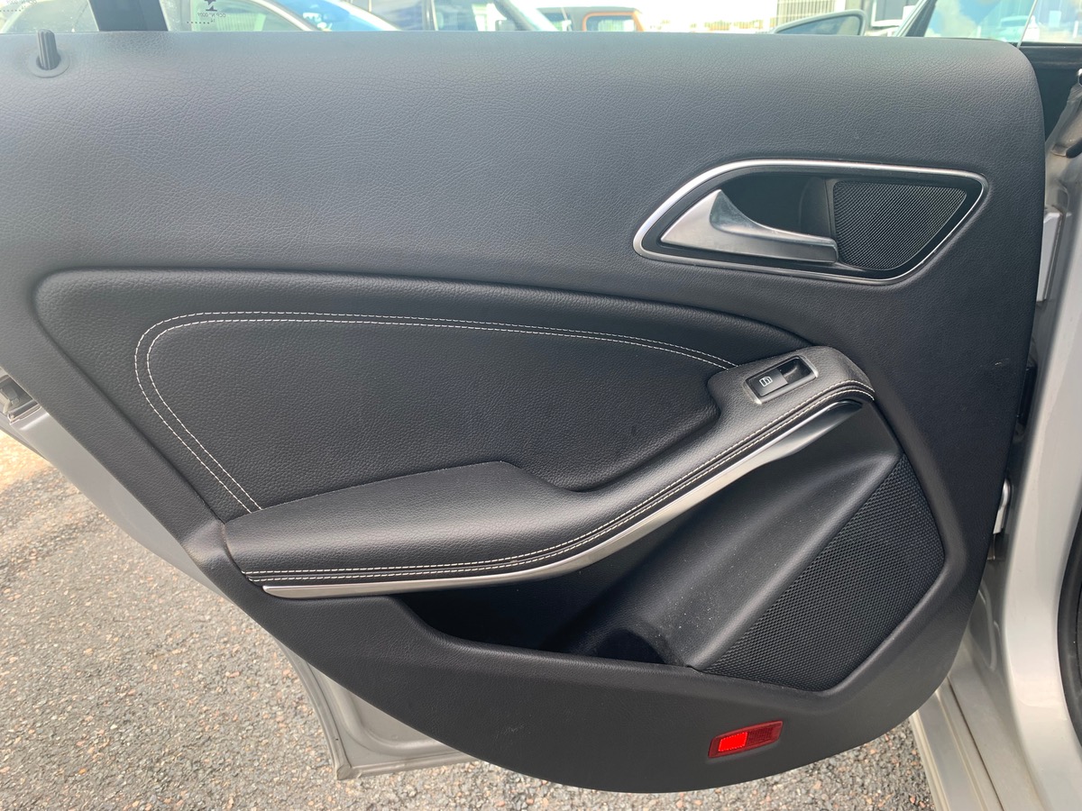 Mercedes-Benz CLA 177 ch | Sensation | Aide Parking | GPS | Régulateur vitesse | Phares bi-xénon