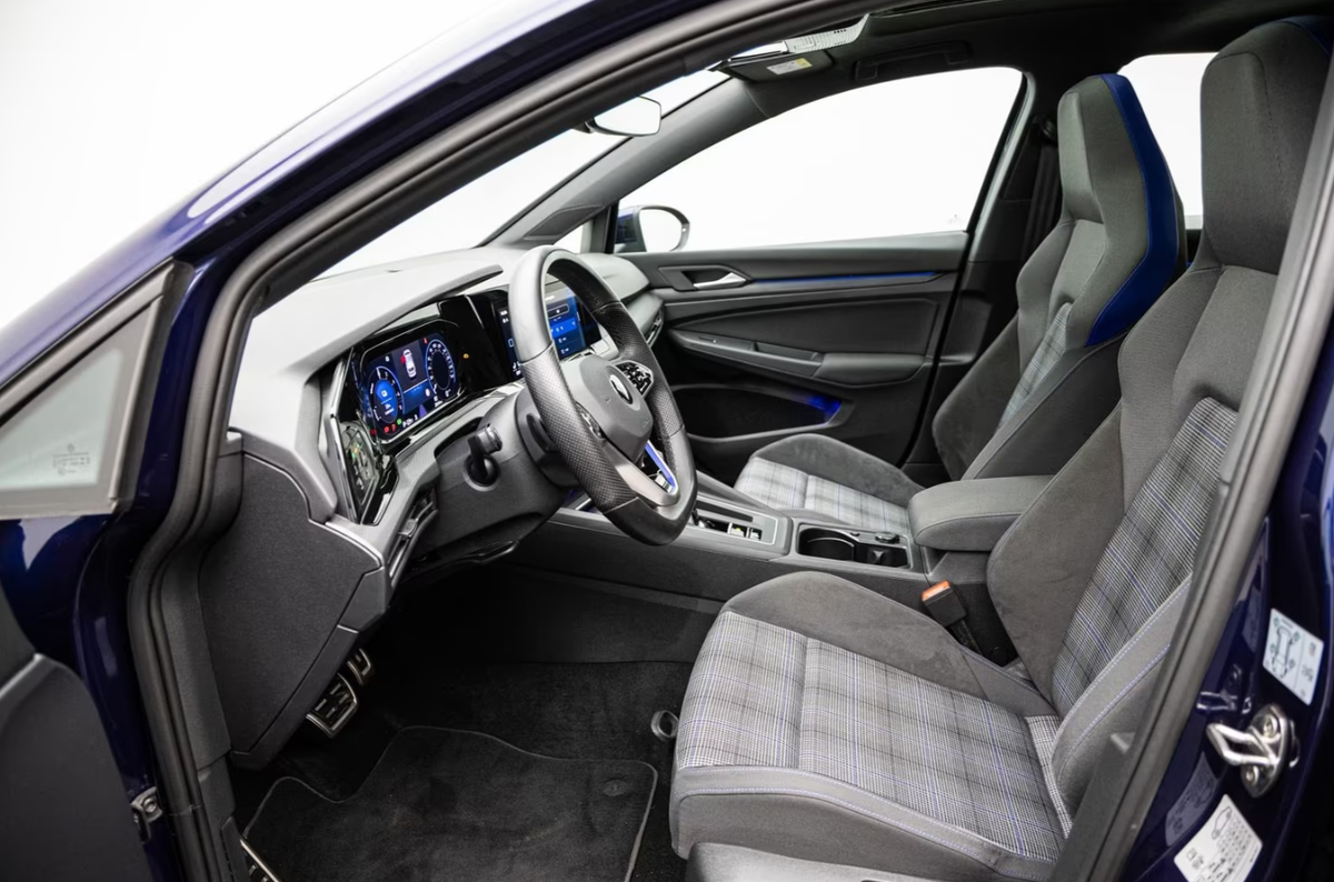 Volkswagen Golf VIII 1.4 eHybrid 245ch GTE DSG6 Toit ouvrant Attelage
