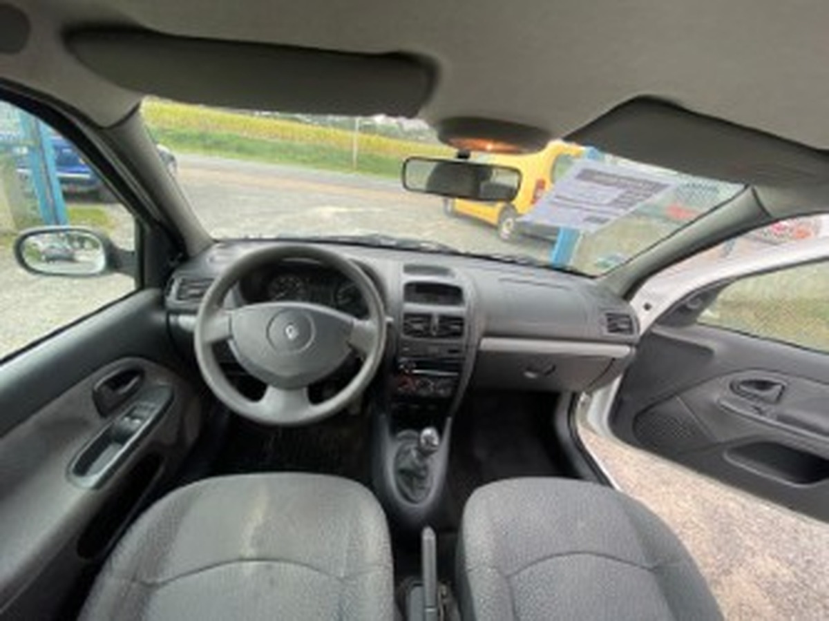 RENAULT Clio 1.2i 60cv campus  contrôle technique ok 