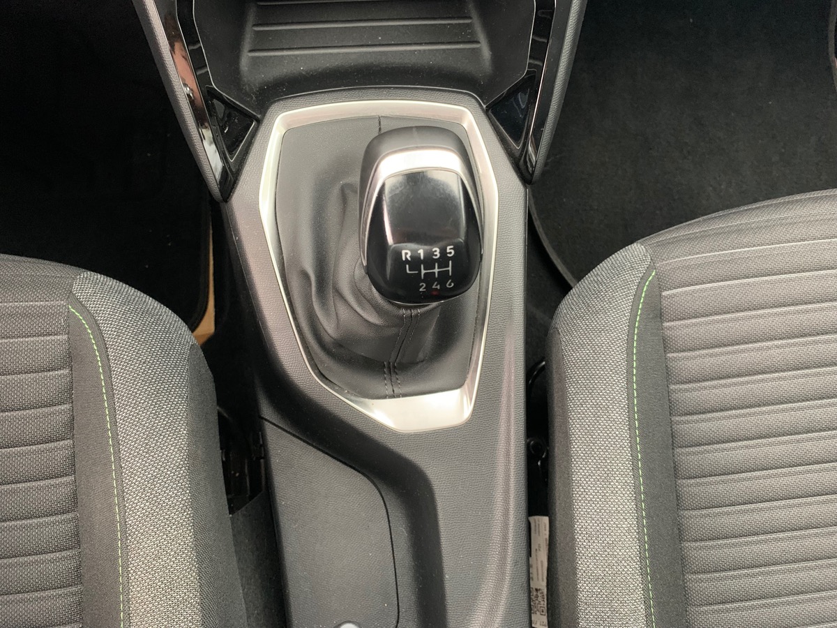 Peugeot 208 100 ch | Active | Aide stationnement arrière | Sièges avant chauffants | Écran tactile