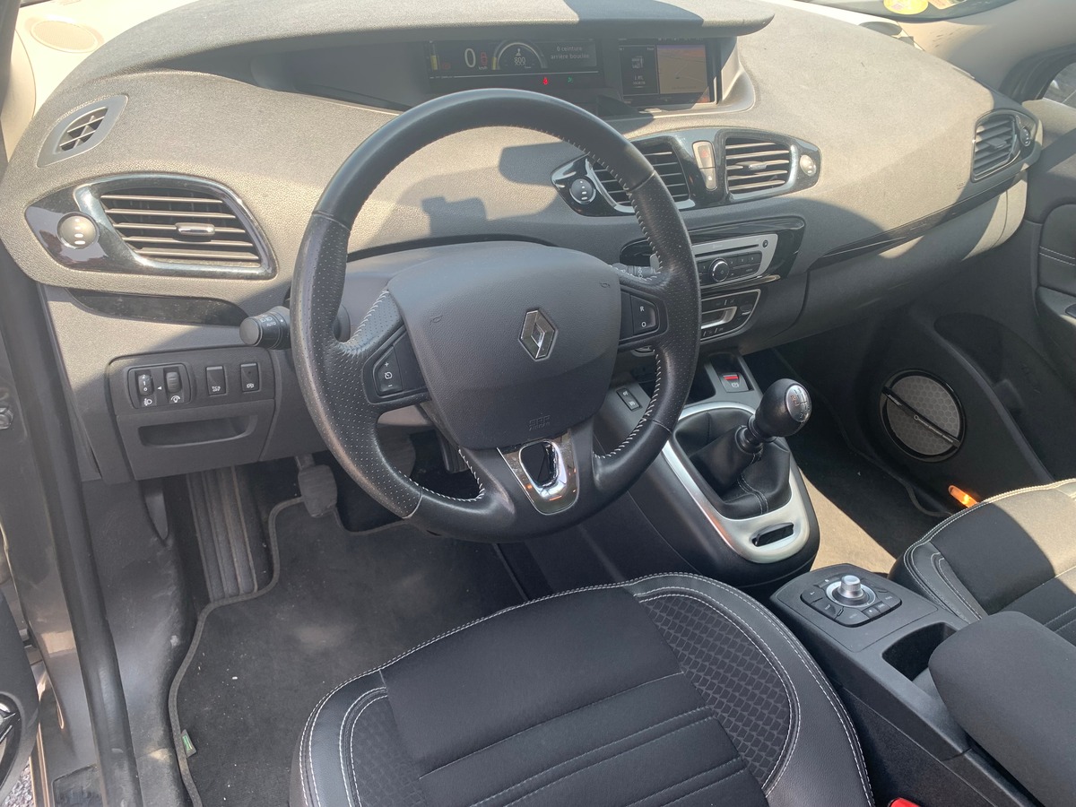 RENAULT Grand Scenic 130 chevaux | BOSE | 7 Places | Caméra de recul | Régulateur de vitesse | GPS