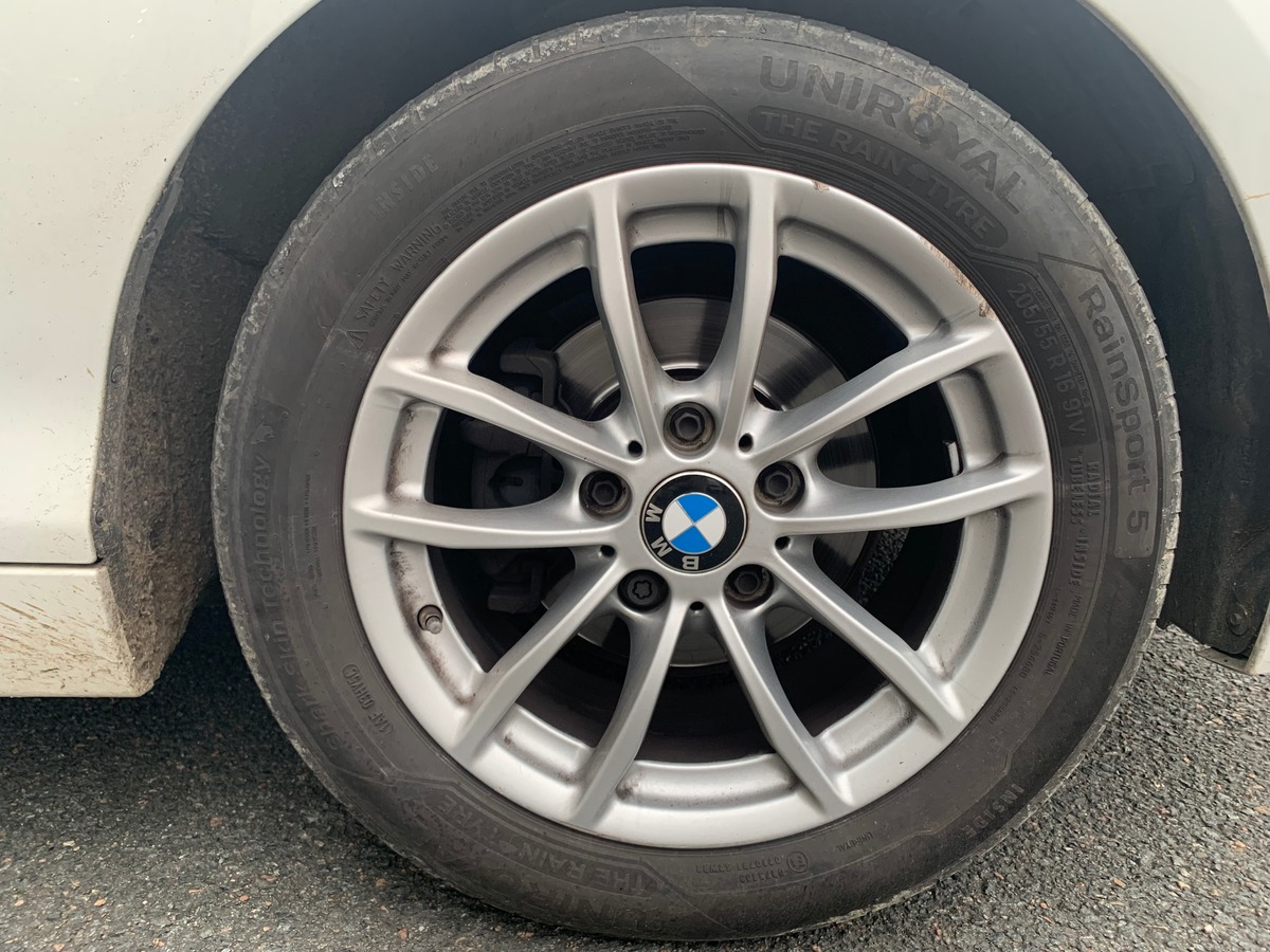 Bmw Série 1 95 ch | Lounge | Radar de stationnement arriére | Bluetooth | Régulateur de vitesse