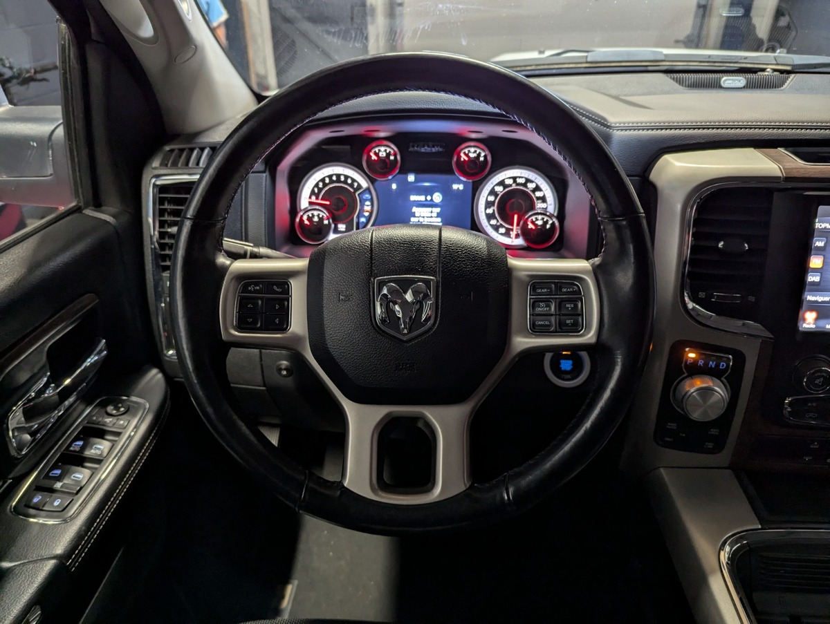 Dodge 1500 RAM Ram 1500 Laramie PAS DE MALUS