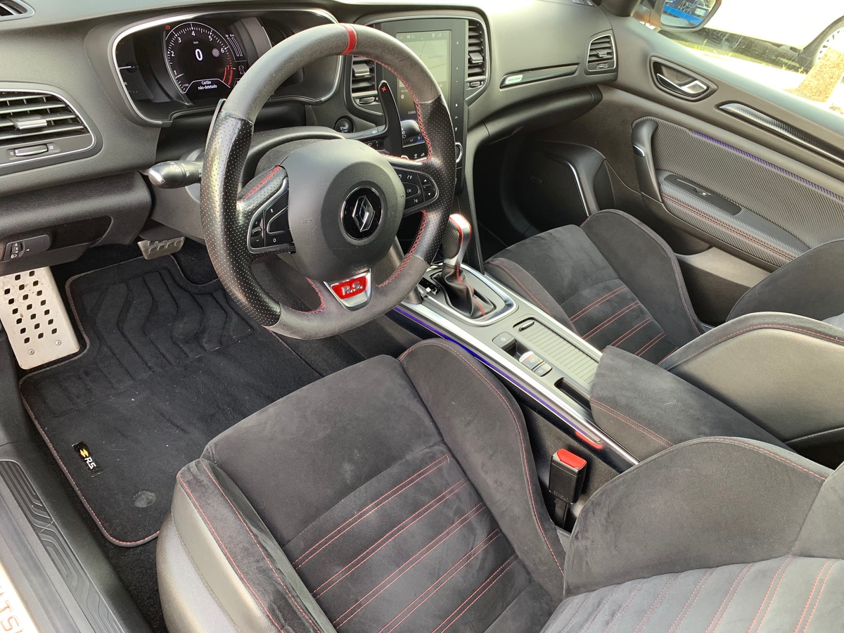 RENAULT Megane 280 ch | RS | JA 19" Interlagos diamantées | Affichage tête haute | GPS