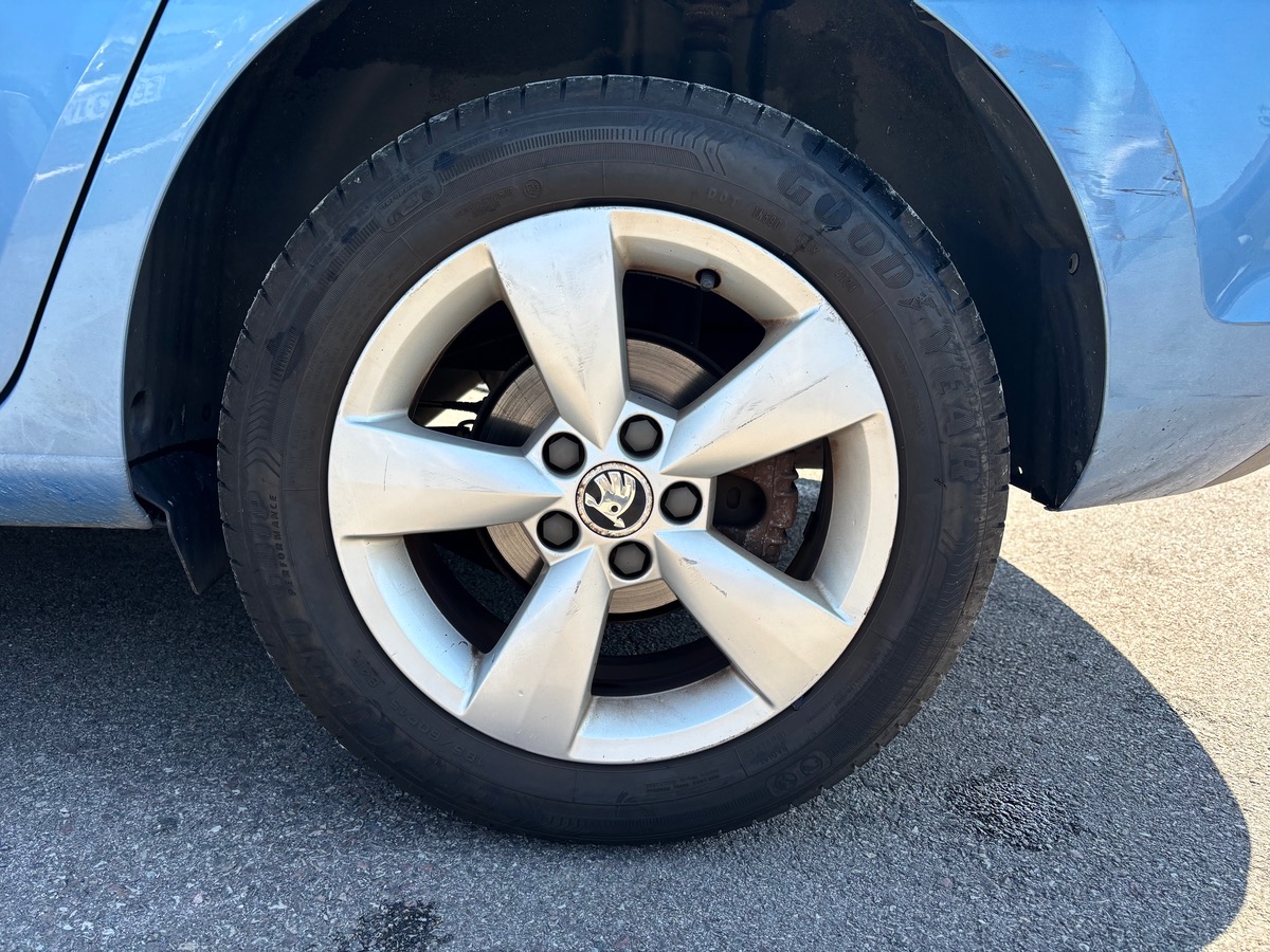 Skoda Rapid Spaceback 1.2 85 Ambition BVM5