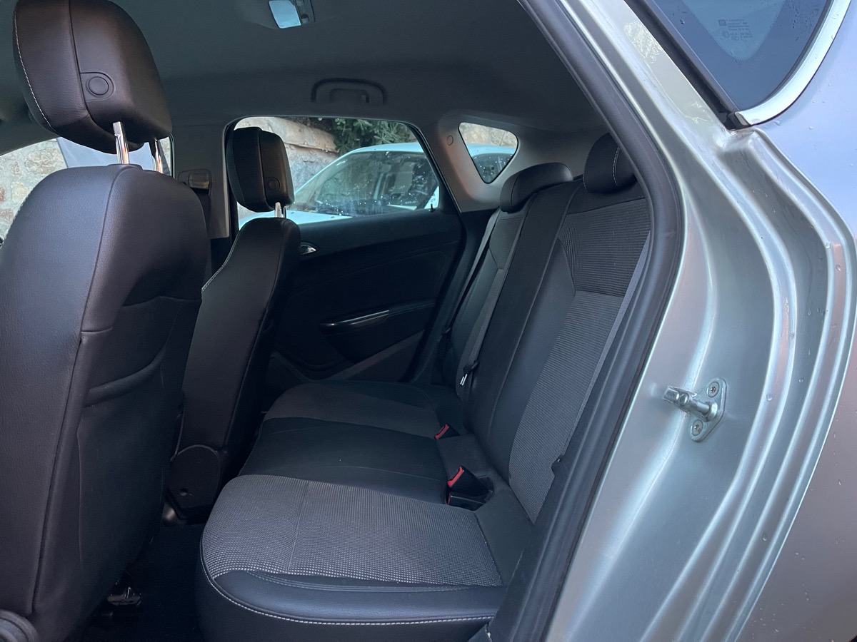 Opel Astra 1.4 T i 140 CV Turbo / Boîte Auto / Radar Arr/ Clim Auto / 5 Portes