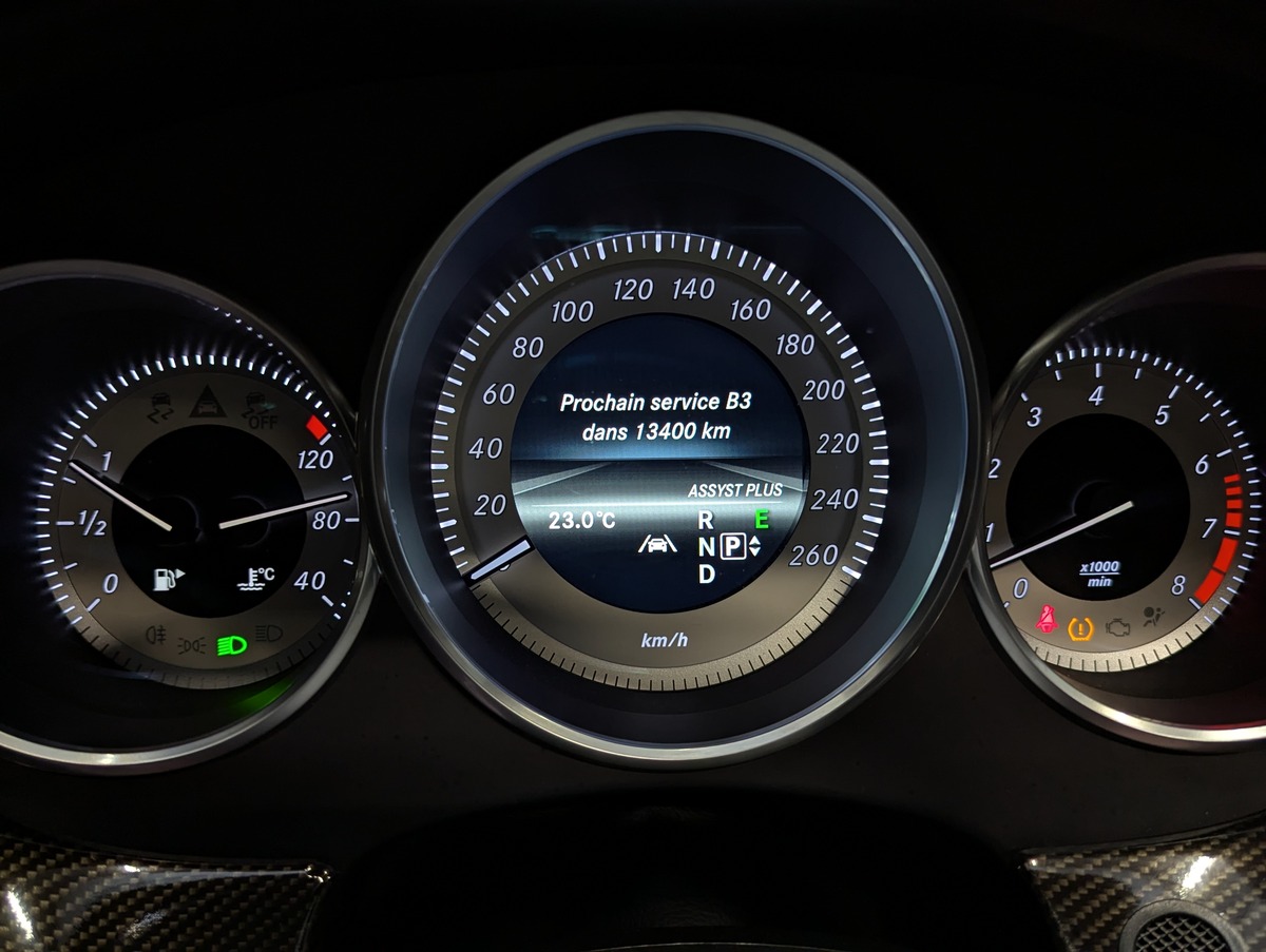 MERCEDES CLS 500 BlueEfficiency  SUIVI COMPLET MERCEDES