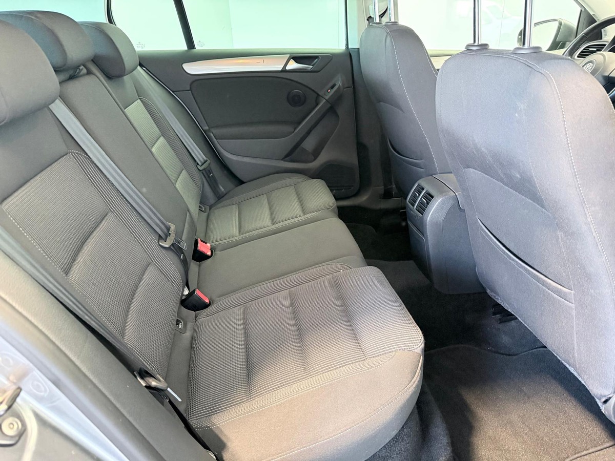 Volkswagen Golf VI 1.6 TDI 105  TRENDLINE