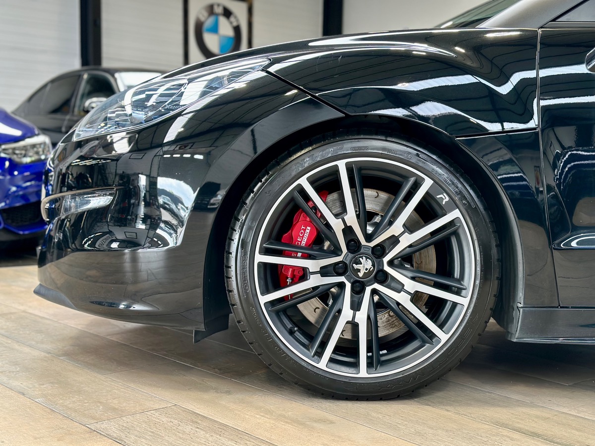 Peugeot RCZ R (2) 1.6 THP 270 h
