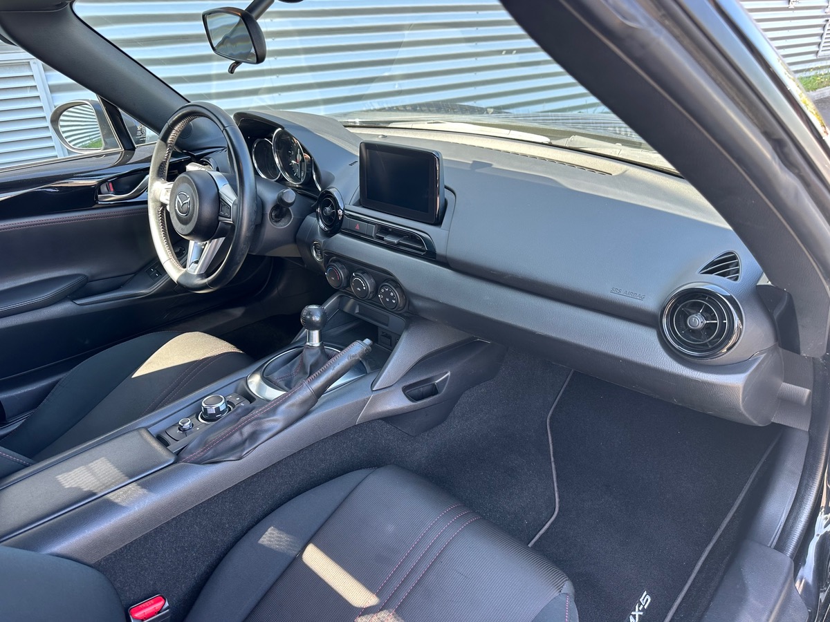 Mazda MX 5 1 5 SKYACTIV-G 131 ch | Elégance | Écran tactile | Démarrage sans clé