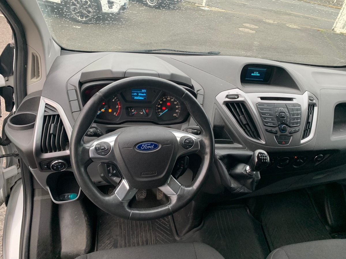 Ford TRANSIT CUSTOM 125 ch | Commandes du système audio au volant | Régulateur/limiteur de vitesse