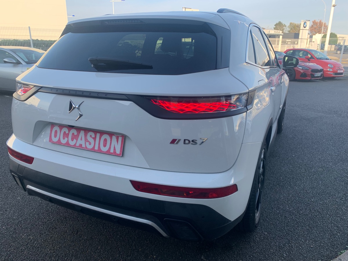 DS DS 7 130 ch | PERFORMANCE LINE + | Caméra de recul | Coffre mains-libres | Sièges électriques