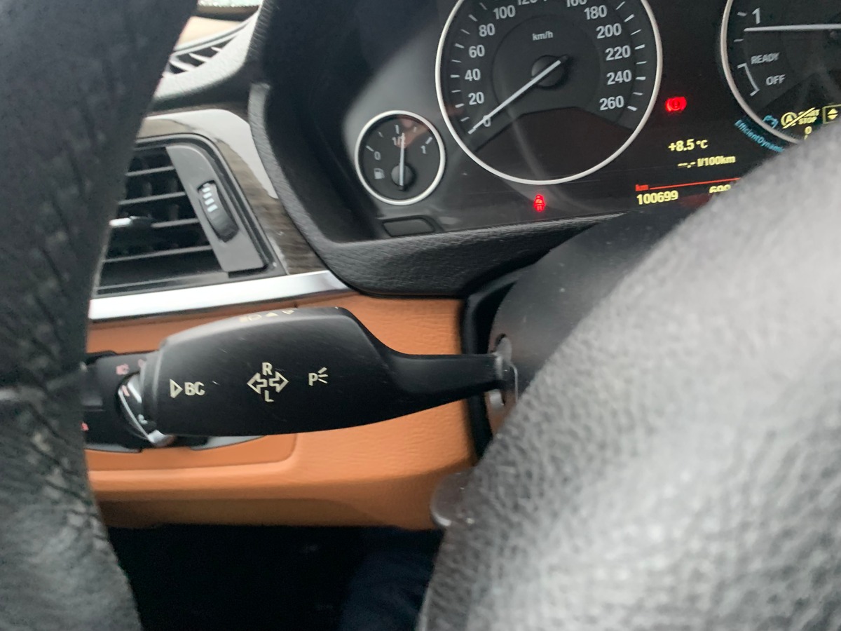 Bmw Série 3 184 | Luxury | Cuir | Radar avant arriére | Historique maintenance | Démarrage sans clé