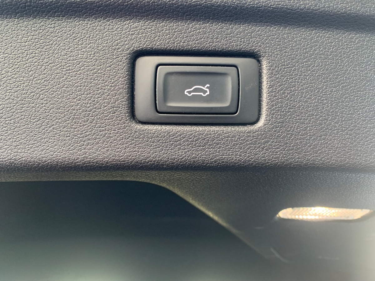 Audi A5 Sportback 190 ch | 2.0 40 | Business line | Régulateur vitesse | Radars avant arriére | GPS