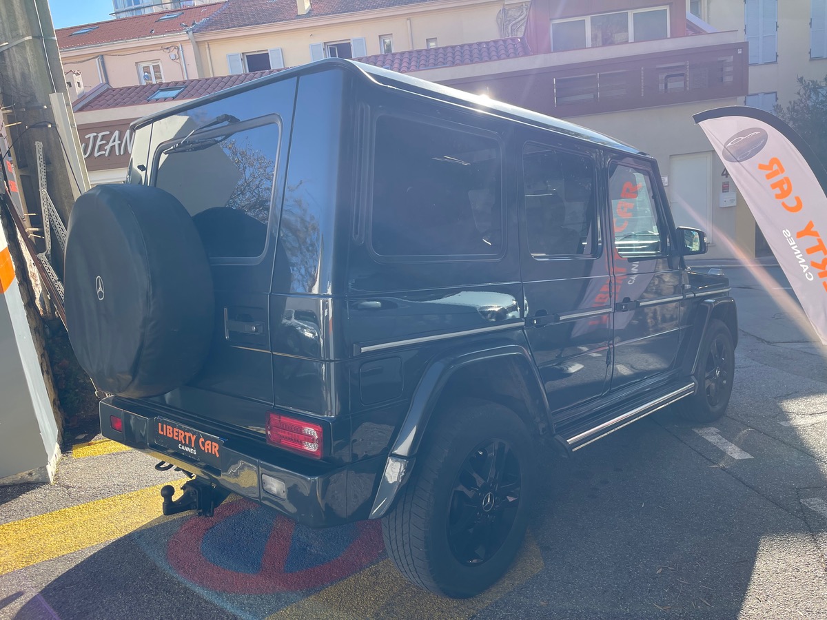 Mercedes-Benz Classe G 300 GD 113 CV /  Boite Automatique / Toit Ouvrant / Clim/ Jantes Noir