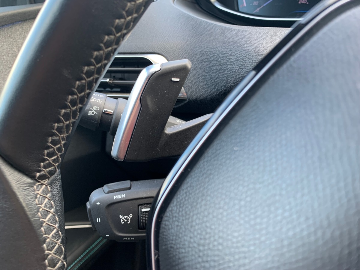 Peugeot 5008 130 ch | 7 Places | Allure Pack | Apple Car Play et Android Auto | Caméra de recul