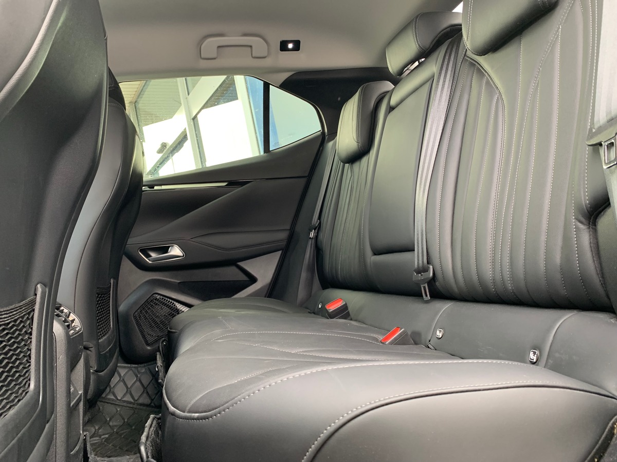 Citroën DS4 225 | Rivoli | Caméra 360° | Apple car Play | Régulateur de vitesse adaptatif | Attelage