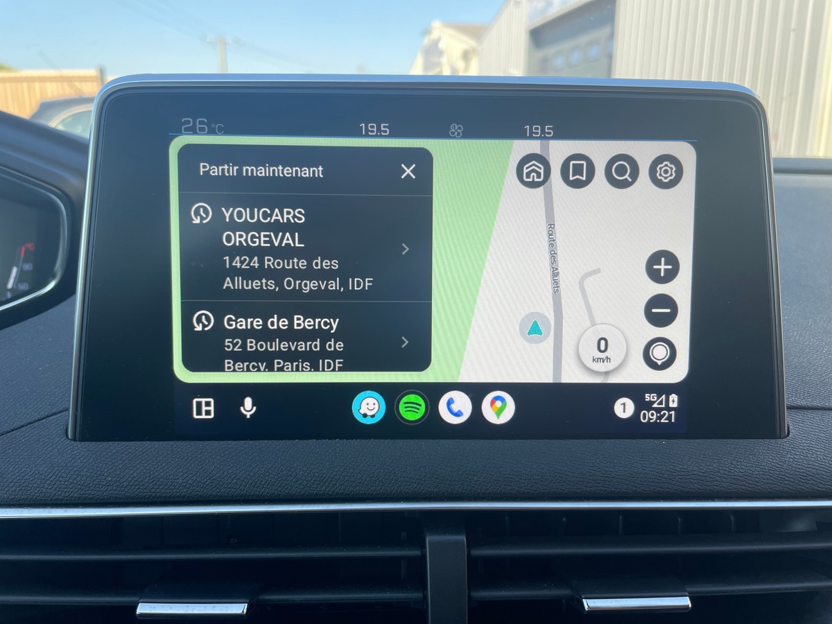 Peugeot 5008 1.5 BlueHDi EAT8 130 cv Boîte auto CARPLAY - 7 PLACES - CLIM AUTO - CAMERA DE RECUL