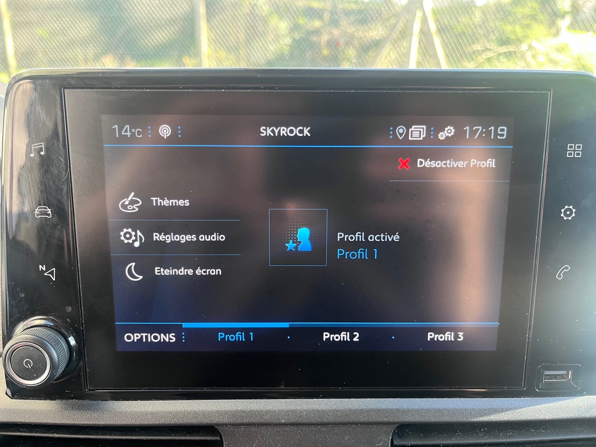 Peugeot Partner PEUGEOT PARTNER  1.5 BlueHDi 100  ch Diesel