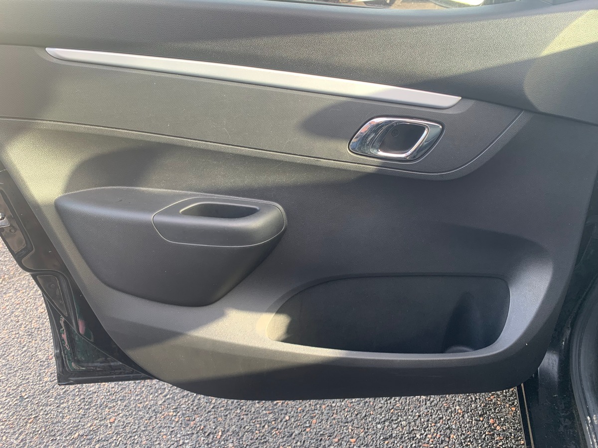 Dacia Spring Expression | Premiére main | Caméra recul | GPS| Limiteur de vitesse | Radar arriére