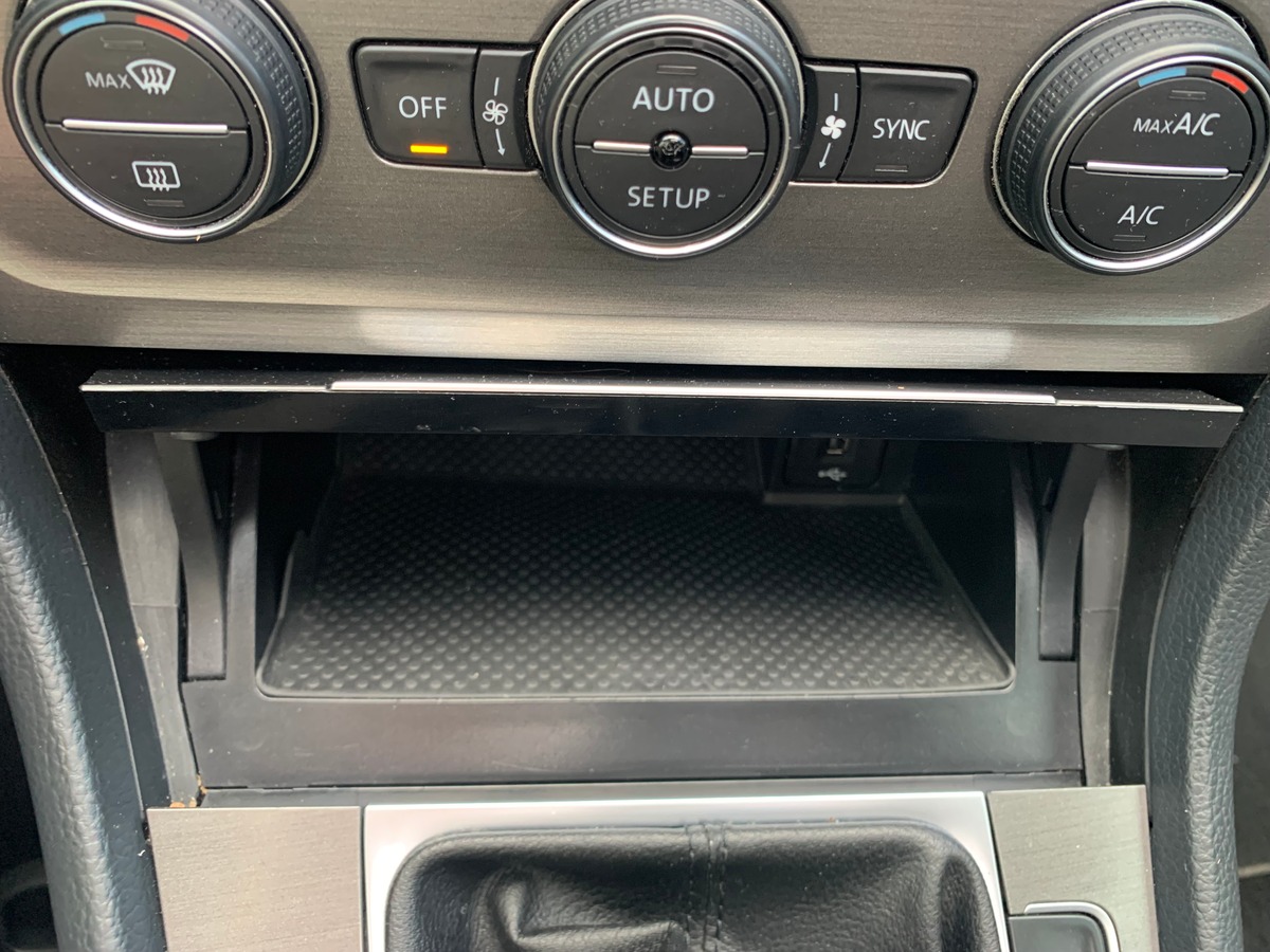 Volkswagen GOLF 7 105 ch | Confortline | Toit ouvrant | Régulateur de vitesse | Radar avant et arriére